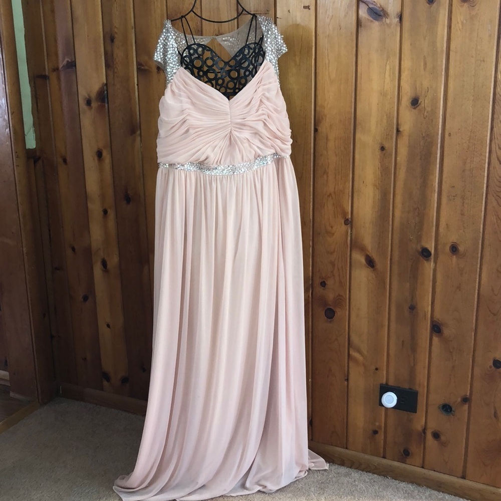 Adrianna Papell Long Dress Women’s Size 18 Pink Silver Sequins Gown bridesmaids‌ - Picture 3 of 15
